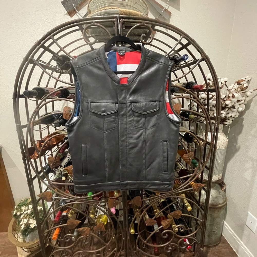 BORN FREE!! Men's Black Leather Vest Lined with a beautiful American Flag